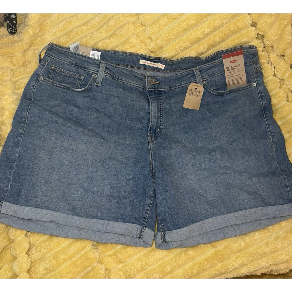 Women’s Denim Levi Strauss 501 Shorts Distressed Plus Size 24W